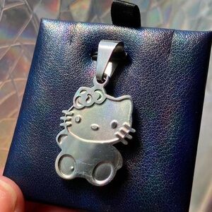 Silver Hello Kitty Pendant